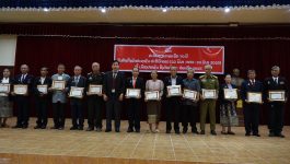 ເມືອງປາກຊັນປະດັບຫຼຽນກາລະນຶກ 70 ປີ ພັກປະຊາຊົນປະຕິຫວັດລາວ