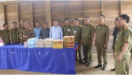      ໃນວັນທີ 13 ກໍລະກົດ 2020 ຢູ່ຫ້ອງການບ້ານນາໂທ, ເມືອງວຽງທອງ, ແຂວງບໍລິຄໍາໄຊ ທ່ານ ບຸນມາ ບຸຈະເລີນ ຮອງເຈົ້າແຂວງບໍລິຄໍາໄຊ ຫົວໜ້າຄະນະຊິ້ນໍາວຽກງານກໍ່ສ້າງຮາກຖານການເມືອງຂັ້ນແຂວງ, ທ່ານ ວົງສີ ທອງສີອິນທິປັນຍາ ເຈົ້າເມືອງວຽງທອງ ພ້ອມດ້ວຍຄະນະປະຕິບັດວຽກງານກໍ່ສ້າງຮາກຖານການເມືອງຂັ້ນແຂວງ-ຂັ້ນເມືອງ ໄດ້ລົງຊຸກຍູ, [&hellip;]