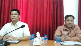 ເພື່ອເປັນການຊຸກຍູ້ການເຄື່ອນໄຫວໜ້າທີ່ວຽກງານຂອງຫ້ອງການ ອຸດສາຫະກໍາ ແລະ ການຄ້າເມືອງ ໃຫ້ໄປຕາມພາລະບົດບາດ ຂອບເຂດສິດ ແລະ ໜ້າທີ່ຂອງຕົນ ຮັບປະກັນໃຫ້ສໍາເລັດໜ້າທີ່ ຂອງຂັ້ນເທິງມອບໝາຍ, ໃນວັນທີ 1 ກັນຍາ 2020 ຢູ່ຫ້ອງການສາທາລະນາສຸກ ເມືອງທ່າພະບາດ ແຂວງບໍລິຄຳໄຊ ໄດ້ຈັດກອງປະຊຸມຊຸກຍູ້ການຈັດຕັ້ງປະຕິບັດໜ້າທີ່ວຽກງານອຸດສາຫະກໍາ ແລະ ການຄ້າ [&hellip;]
