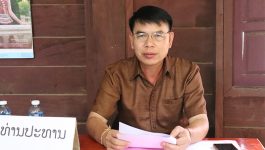 ໃນວັນທີ 9 ກັນຍາ 2020 ບ້ານຜາບໍ່ ເມືອງວຽງທອງ ແຂວງບໍລິຄໍາໄຊ ໄດ້ຈັດກອງປະຊຸມເຜີຍແຜ່ເອກະສານ ຕິດພັນກັບວຽກງານກໍ່ສ້າງຮາກຖານການເມືອງທີ່ຈຸດຫຼໍ່ແຫຼມຜາບໍ່ ໂດຍເປັນກຽດເຂົ້າຮ່ວມຂອງທ່ານ ຄຳມອນ ໄຊພົມມີ ຮອງເລຂາພັກເມືອງ. ກອງປະຊຸມ ຜູ້ເຂົ້າຮ່ວມໄດ້ຮັບຟັງການເຜີຍແຜ່ບັນດາເອກະສານຕ່າງໆ ເປັນຕົ້ນແມ່ນ ຂັ້ນຕອນການປະກອບເອກະສານຂໍຍົກຍ້າຍເຂົ້າ-ອອກ ເປັນບຸກຄົນ ຫຼື ຄອບຄົວຂອງພົນລະເມືອງລາວ, [&hellip;]