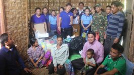 ເພື່ອແບ່ງເບົາຄວາມທຸກຈົນໃຫ້ແກ່ຄອບຄົວອະນາຖາ ໃນວັນທີ 11 ກັນຍາ 2020 ຊາວໝຸ່ມເມືອງວຽງທອງ ແຂວງບໍລິຄຳໄຊ ໄດ້ສົບທົບກັນຫ້ອງການແຮງງານ ແລະ ສະຫວັດດີການສັງຄົມເມືອງ, ອົງການກາແດງເມືອງ  ໄດ້ນໍາເອົາເຄື່ອງນຸ່ງຫົ່ມ, ອຸປະກອນການຮຽນ, ເຂົ້າສານ, ອາຫານແຫ້ງ ແລະ ເຄື່ອງໃຊ້ຄົວເຮືອນຈຳນວນໜື່ງ ມູນຄ່າ 4.500.000 ກີບ [&hellip;]