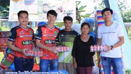 ເພື່ອເປັນການຊ່ວຍເຫຼືອບັນເທົາທຸກຂອງພໍ່ແມ່ປະຊາຊົນ ທີ່ຍັງເປັນຄອບຄົວອານາຖາ, ທຸກຍາກ, ຂາດເຂີນ ເພື່ອເຮັດໃຫ້ການເປັນຢູ່ຂອງພໍ່ແມ່ປະຊາຊົນນັ້ນ ມີຊີວິດທີ່ດີຂຶ້ນກວ່າເກົ່າ ໃນວັນທີ 5 ພະຈິກ 2020 ອົງການຈັດຕັ້ງຊາວໝຸ່ມບ້ານສີວິໄລ, ເມືອງປາກຊັນ ແຂວງບໍລິຄຳໄຊ ສົມທົບກັບຫຼາຍພາກສ່ວນ ຫ້າງຮ້ານ ແລະ ສ່ວນບຸກຄົນ ໄດ້ຮ່ວມແຮງຮ່ວມໃຈກັນ ລະດົມທຶນ ແລະ [&hellip;]