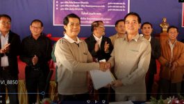 ໃນຕອນເຊົ້າຂອງວັນທີ 13 ພະຈິກ 2020 ທີ່ຫ້ອງປະຊຸມຫ້ອງການສຶກສາທິການ ແລະ ກິລາເມືອງຄຳເກີດ ແຂວງບໍລິຄຳໄຊ ໄດ້ຈັດພິທີເຊັນສັນຍາໂຄງການກໍ່ສ້າງໂຮງຮຽນປະຖົມສົມບູນ 2 ຫລັງ ແລະ ສ້ອມແປງ 1 ຫລັງ ຄື: ໂຮງຮຽນປະຖົມບ້ານວັງກໍ່, ໂຮງຮຽນປະຖົມບ້ານໂພນງານ ແລະ ໂຮງຮຽນປະຖົມບ້ານນາກະດົກ [&hellip;]