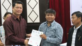 ພິທີເປີດຊຸດຝຶກອົບຮົມການວາງແຜນທຸລະກິດ, ການວາງແຜນການເງິນ ແລະ ການບັນຊີເງິນສົດ ໄດ້ຈັດຂຶ້ນໃນຕອນເຊົ້າຂອງວັນທີ 7 ທັນວາ ແລະ ໄດ້ສໍາເລັດລົງໃນຕອນບ່າຍຂອງວັນທີ 11 ທັນວາ 2020 ຢູ່ຫ້ອງປະຊຸມໂຮງແຮມໂຊກບຸນມາ ເມືອງປາກຊັນ ແຂວງບໍລິຄຳໄຊ ໂດຍການເປັນປະທານຂອງທ່ານ ປອ ສຸວັນນີ ໄຊຊະນະ ປະທານສະພາປະຊາຊົນແຂວງ. [&hellip;]