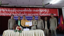   ການສອບເສັງຄັດເລືອກເອົານັກຮຽນເກັ່ງສາຍສາມັນ ປ5, ມ4 ແລະ ມ7 ທົ່ວເມືອງປາກກະດິງ ແຂວງບໍລິຄຳໄຊ ເພື່ອເປັນຕົວແທນໄປສອບເສັງຢູ່ຂັ້ນແຂວງ ໄດ້ຈັດຂື້ນໃນຕອນເຊົ້າ ວັນທີ 25 ທັນວາ 2020 ຢູ່ທີ່ຫ້ອງປະຊຸມກຸ່ມເສດຖະກິດເມືອງປາກກະດິງ ພາຍໃຕ້ການເປັນປະທານຂອງທ່ານ ບຸນຍັງ ອຸ່ນຊຽງໃຫມ່ ຮອງເຈົ້າເມືອງປາກກະດິງ. ການສອບເສັງ [&hellip;]