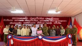 ໃນຕອນເຊົ້າຂອງວັນທີ 03 ກຸມພາ 2021 ຢູ່ທີ່ຫ້ອງປະຊຸມໃຫຍ່ ຊັ້ນ II ຫ້ອງວ່າການເມືອງໄຊຈຳພອນ ໄດ້ຈັດພິທີ ມອບ-ໂອນວຽກງານການຍົກຍ້າຍເຂົ້າ-ອອກຂອງພົນລະເມືອງ ລະຫວ່າງຫ້ອງການພາຍໃນເມືອງ ແລະ ກອງບັນຊາການ ປກສ ເມືອງໄຊຈຳພອນ ພາຍໃຕ້ການເປັນປະທານ ຂອງ ທ່ານ ກອງສີ ໄຊຍະວົງ [&hellip;]