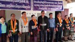 ຕອນເຊົ້າຂອງວັນທີ 14 ກຸມພາ 2021 ທ່ານ ບຸນສົງ ເພັດຈະເລີນ ຫົວໜ້າຄະນະຈັດຕັ້ງແຂວງ ທັງເປັນຫົວໜ້າອະນຸກຳມະການໂຄງປະກອບ ແລະ ບຸກຄະລາກອນຂັ້ນແຂວງ ລົງຕິດຕາມການຫາສຽງ ຂອງຜູ້ສະໝັກ ສສຂ ເຂດເລືອງຕັ້ງເມືອງຄຳເກີດ ຢູ່ບ້ານຫລັກ 7, ບ້ານຫລັກ 12 ກຸ່ມພັດທະນາໜອງອໍ້-ນາແປ່ [&hellip;]