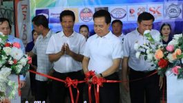 ພິທີເປີດງານແຂ່ງຂັນກິລາດອກປີກໄກ່ທົ່ວປະເທດ ຊິງຂັນຂອງທ່ານເຈົ້າແຂວງບໍລິຄຳໄຊ ເພື່ອຕ້ອນຮັບ ຊົມເຊີຍວັນສ້າງຕັ້ງແຂວງບໍລິຄຳໄຊ ຄົບຮອບ 37 ປີ ແລະ ວັນສ້າງຕັ້ງພັກປະຊາຊົນປະຕິວັດລາວ ຄົບຮອບ 66 ປີ ໄດ້ໄຂຂຶ້ນໃນຕອນແລງ ຂອງວັນທີ 19 ມີນາ 2021 ຢູ່ສະໜາມກິລາດອກປີກໄກ່ແຂວງ, ໃຫ້ກຽດເຂົ້າຮ່ວມຂອງທ່ານ ປອ [&hellip;]