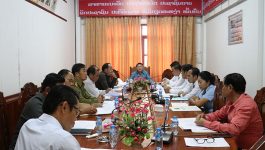 ໃນຕອນເຊົ້າຂອງວັນທີ 16 ມີນາ ນີ້, ທີ່ຫ້ອງປະຊຸມຫ້ອງວ່າການເມືອງຄຳເກີດ ໄດ້ຈັດກອງປະຊຸມ ສະຫລຸບການຈັດຕັ້ງປະຕິບັດວຽກງານຮອບດ້ານຂອງທະນາຄານນະໂຍບາຍ ປະຈຳປີ 2020 ແລະ ທິດທາງການເຄື່ອນໄຫວປະຈຳປີ 2021 ໂດຍພາຍໃຕ້ການເປັນປະທານຂອງ ທ່ານ ສົມໃຈ ແກ້ວສຸວັນ ຮອງເຈົ້າເມືອງຄຳເກີດ ຜູ້ຊີ້ນຳວຽກງານເສດຖະກິດເມືອງ ມີຄະນະກຳມະການຄຸ້ມຄອງສິນເຊື່ອຂອງເມືອງເຂົ້າຮ່ວມ. ທະນາຄານນະໂຍບາຍ [&hellip;]
