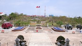ຕອນບ່າຍວັນທີ 22 ມີນາ 2021 ທ່ານ ພັນໂທ ເຄນວອນ ລໍວັນໄຊ ຄະນະພັກກອງບັນຊາການ ຮອງຫົວໜ້າກອງບັນຊາການ ປກສ ແຂວງ ບໍລິຄຳໄຊ ໄດ້ນໍາພາພະນັກງານຫຼັກແຫຼ່ງ, ພະນັກງານ-ນັກຮົບ ບັນດາຫ້ອງ, ກອງ ອ້ອມຂ້າງກອງບັນຊາການ ປກສ ເຂົ້າຮ່ວມຊົມ [&hellip;]