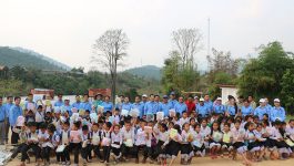   ໃນຕອນເຊົ້າຂອງວັນທີ 16 ມີນາ 2021 ຢູ່ທີ່ຫ້ອງປະຊຸມໃຫຍ່ຊັ້ນສອງ ເມືອງໄຊຈຳພອນ ແຂວງບໍລິຄຳໄຊ ໄດ້ຈັດກອງປະຊຸມ ແລກປ່ຽນບົດຮຽນວຽກງານກຳມະບານ 7 ເມືອງ ໂດຍການເປັນປະທານຂອງ ທ່ານ ນາງ ອຸໄລວັນ ຈີນດາວົງ ປະທານສະຫະພັນກຳມະບານເມືອງໄຊຈຳພອນ, ໂດຍການໃຫ້ກຽດເຂົ້າຮ່ວມຂອງ ທ່ານ [&hellip;]