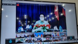 ກອງປະຊຸມທາງໄກຜ່ານລະບົບວີດີໂອຄອນເຟີເຣັ້ນ ລະຫວ່າງສູນກາງຫາທ້ອງຖີ່ນ ເພື່ອສ່ອງແສງລາຍງານຕໍ່ຄະນະເລຂາທິການສູນກາງພັກ ໄດ້ຈັດຂຶ້ນໃນວັນທີ14 ພຶດສະພາ 2021 ໂດຍພາຍໃຕ້ການເປັນປະທານຂອງທ່ານ ບຸນທອງ ຈິດມະນີ ກໍາມະການກົມການເມືອງສູນກາງພັກ, ຜູ້ປະຈຳການຄະນະເລຂາທິການສູນກາງພັກ ຮອງປະທານປະເທດແຫ່ງ ສປປ ລາວ, ມີທ່ານລັດຖະມົນຕີກະຊວງ ແລະ ເຈົ້າແຂວງ ທົ່ວປະເທດເຂົ້າຮ່ວມ, ສ່ວນແຂວງບໍລິຄຳໄຊ ໂດຍເປັນກຽດເຂົ້າຮ່ວມຂອງທ່ານ [&hellip;]