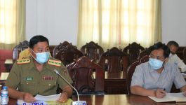 ເພຶ່ອເປັນການສະກັດກັ້ນ, ປ້ອງກັນ ແລະ ຄວບຄຸມການແຜ່ລະບາດຂອງພະຍາດໂຄວິດ-19 ໄດ້ເອົາໃຈໃສ່ຕິດຕາມ, ກວດກາ ແລະ ສະກັດກັ້ນ ພົນລະເມືອງທີ່ລັກເຂົ້າ-ອອກ ລຽບຕາມຊາຍແດນຢ່າງເຂັ້ມງວດ ທ່ານ ພັນເອກ ກົງຈັນ ໄຊປັນຍາ ຫົວໜ້າກອງບັນຊາການປ້ອງກັນຄວາມສະຫງົບແຂວງ ໄດ້ລາຍຕໍ່ກອງປະຊຸມວຽກງານອົງການປົກຄອງແຂວງບໍລິຄຳໄຊ ທີ່ໄດ້ຈັດຂຶ້ນໃນວັນທີ 2 ມິຖຸນາ 2021 [&hellip;]
