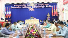 ວັນທີ 17 ມີຖຸນາ 2021 ຢູ່ທີ່ຫ້ອງປະຊຸມຊັ້ນ 3 ຫ້ອງວ່າການເມືອງຄຳເກີດ ແຂວງບໍລິຄຳໄຊ ໄດ້ຈັດກອງປະຊຸມຄະນະປັບປຸງ ກົງຈັກການຈັດຕັ້ງລັດ ຂັ້ນເມືອງຂຶ້ນ. ໂດຍການໃຫ້ກຽດເປັນປະທານຂອງທ່ານ ວັນວິໄລ ແດນພູຫຼວງ ຮອງເລຂາພັກແຂວງ, ມີຄະນະປະຈຳພັກເມືອງ, ກຳມະການພັກເມືອງ, ຫົວໜ້າຫ້ອງການ-ຄະນະຫ້ອງການ ເຂົ້າຮ່ວມ. ກອງປະຊຸມ [&hellip;]