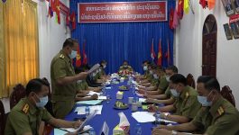 ໃນຕອນເຊົ້າວັນທີ 22 ກໍລະກົດ 2021 ໄດ້ເປີດກອງປະຊຸມຖອດຖອນບົດຮຽນ ການຈັດຕັ້ງປະຕິບັດວຽກງານກໍ່ສ້າງຮາກຖານເຂດຈຸດສຸມໃຈກາງແຂວງ ບໍລິຄໍາໄຊ ທີ່ໄດ້ເຮັດສໍາເລັດໃນຈຳນວນ 11 ບ້ານ, ພາຍໃນ 04 ເມືອງ ໄດ້ຈັດຂື້ນຢູ່ທີ່ຫ້ອງປະຊຸມເບີ 2 ກອງບັນຊາການ ປກສ ແຂວງ ເປັນປະທານໂດຍທ່ານ ພັອ [&hellip;]