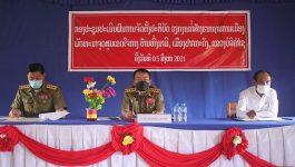 ໃນວັນທີ 05 ສິງຫາ 2021 ຢູ່ທີສະໂມສອນບ້ານທົ່ງນາມີ ເມືອງປາກກະດິງ ແຂວງບໍລິຄຳໄຊ ໄດ້ຈັດກອງປະຊຸມປະເມີນຜົນ ການຈັດຕັ້ງປະຕິບັດວຽກງານກໍ່ສ້າງຮາກຖານການເມືອງພັດທະນາເຂດຈຸດສຸມໃຈກາງ ໂດຍການເຂົ້າຮ່ວມເປັນປະທານຂອງທ່ານ ພັອ ສາຍສະໝອນ ພາລາມີໄຊ ຮອງກົມໃຫຍ່ສັນຕິບານ ກະຊວງປ້ອງກັນຄວາມສະຫົງບ ທັງເປັນກອງເສນາລັດຖະບານ, ທ່ານ ພັອ ກົງຈັນ ໄຊປັນຍາ [&hellip;]