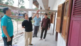 ໃນວັນທີ 8 ພະຈິກ 2021 ທ່ານ ວັນວິໄລ ແດນພູຫຼວງ ຮອງເລຂາຄະນະບໍລິຫານງານພັກແຂວງບໍລິຄຳໄຊ ໄດ້ລົງກວດກາ, ຕິດຕາມ ຄວາມຄືບໜ້າການກໍ່ສ້າງ ອາຄານໂຮງຮຽນປະຖົມສົມບູນ ບ້ານ ໂພນດູ່ ເມືອງ ວຽງທອງ, ໂດຍມີການນຳຂັ້ນເມືອງ ແລະ ບໍລິສັດຮັບເໜົາກໍ່ສ້າງ ຮ່ວມພາທາງ. [&hellip;]