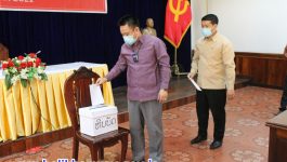 ກອງປະຊຸມ ທາບທາມບຸກຄະລາກອນ ກະກຽມກອງປະຊຸມໃຫຍ່ ຄັ້ງທີ V ຄະນະພັກຮາກຖານຫ້ອງວ່າການແຂວງ ໄດ້ຈັດຂຶ້ນໃນວັນທີ 24 ທັນວາ 2021 ຢູ່ຫ້ອງປະຊຸມຂອງຕົນ ເປັນປະທານໂດຍ ສະຫາຍ ຄໍາແຫວນ ປັນຍານຸວົງ ຄະນະປະຈໍາພັກແຂວງ ຮອງເຈົ້າແຂວງບໍລິຄຳໄຊ ມີຄະນະຮັບຜິດຊອບຈາກຄະນະຈັດຕັ້ງແຂວງ, ຄະນະພັກຮາກຖານ ແລະ [&hellip;]
