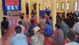           ກອງບັນຊາການ ປກສ ເມືອງ ປາກຊັນ ແຂວງ ບໍລິຄໍາໄຊ ໄດ້ເປີດຂະບວນການຈັດຕັ້ງຜັນຂະຫຍາຍວາລະແຫ່ງຊາດວ່າດ້ວຍການແກ້ໄຂບັນຫາຢາເສບຕິດ ຕາມຄໍາຂັວນທີ່ວ່າ: ການແກ້ໄຂບັນຫາຢາເສບຕິດ ແມ່ນບັ້ນຮົບທີ່ສໍາຄັນ ທີ່ພວກເຮົາທຸກຄົນຕ້ອງຮ່ວມກັນຕໍ່ສູ້ ແລະ ດັບສູນ ຢູ່ໃນຈໍານວນ 04 ບ້ານ ຄື: ບ້ານກ້ວຍອຸດົມ, ບ້ານໂພນສະອາດ, [&hellip;]