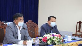 ໃນຕອນເຊົ້າຂອງວັນທີ 21 ກຸມພາ 2022 ຢູ່ຫ້ອງປະຊຸມສະພາປະຊາຊົນແຂວງບໍລິຄຳໄຊ ທ່ານ ວຽງແກ້ວ ວັນນະຈັກ ຮອງປະທານກໍາມາທິການວຽກງານສະມາຊິກສະພາແຫ່ງຊາດ ພ້ອມດ້ວຍຄະນະ ໄດ້ມາເຄື່ອນໄຫວຕິດຕາມກວດກາການຈັດຕັ້ງປະຕິບັດກົດໝາຍ ແລະ ມະຕິກອງປະຊຸມສະພາແຫ່ງຊາດ ໃນວຽກງານຂົງເຂດຍຸຕິທຳ ຢູ່ແຂວງບໍລິຄຳໄຊ, ມີທ່ານ ເລື່ອນວິໄລ ຈັນທະລາພັນ ຮອງປະທານສະພາປະຊາຊົນແຂວງບໍລິຄຳໄຊ, ປະທານ, [&hellip;]