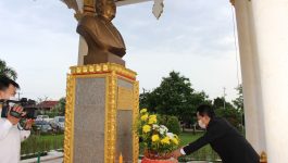 ເພື່ອເປັນການໄຫວ້ອາໄລ ແລະ ລະນຶກເຖີງມູນເຊື້ອຄຸນງາມຄວາມດີ ອັນສະຫງ່າອົງອາດກ້າຫານຂອງວິລະຊົນ, ນັກຮົບປະຕິວັດ, ບຸກຄົນທີ່ມີຄຸນງານຄວາມດີຕໍ່ປະເທດຊາດ ທີ່ໄດ້ເສຍສະຫຼະຊີວິດ ແລະ ເລືອດເນື້ອເພື່ອປະເທດຊາດ, ເພື່ອປະຊາຊົນລາວ ໃນພາລະກິດການປະຕິວັດ, ສ້າງສາ ແລະ ພັດທະນາປະເທດຊາດ ໃນຕອນເຊົ້າຂອງວັນທີ 22 ມີນາ 2022 ການນໍາຂອງແຂວງ ນໍາໂດຍທ່ານ [&hellip;]