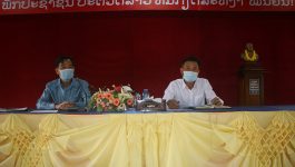      ຕອນເຊົ້າຂອງວັນທີ 23 ມີນາ 2022 ຢູ່ຫ້ອງປະຊຸມຊັ້ນ III ຫ້ອງວ່າການເມືອງວຽງທອງ, ແຂວງບໍລິຄໍາໄຊ ໄດ້ຈັດກອງປະຊຸມທາບທາມຜ່ານຮ່າງຂໍ້ຕົກລົງຂອງທ່ານເຈົ້າແຂວງບໍລິຄໍາໄຊ ວ່າດ້ວຍການຄຸ້ມຄອງການລົງທຶນດ້ານກະສິກໍາຕາມຮູບແບບສັນຍາຂອງແຂວງ ໂດຍເປັນກຽດເຂົ້າຮ່ວມຂອງທ່ານ ສົມໃຈ ຊົງລາວ່າງ ຮອງເລຂາພັກເມືອງ, ປະທານກວດກາພັກ-ລັດເມືອງ, ທັງເປັນສະມາຊິກສະພາປະຊາຊົນແຂວງປະຈໍາເມືອງວຽງທອງ, ທ່ານ ພັນລອນ ແກ້ວວິເສດ [&hellip;]