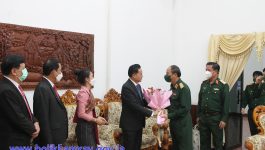 ໃນວັນທີ 5 ເມສາ 2022 ຢູ່ຫ້ອງຮັບຮອງຂອງແຂວງ ທ່ານ ພົນໂທ ເຈິ່ນຫວໍຊຸ້ງ ຫົວໜ້າການເມືອງ ກອງບັນຊາການທະຫານເຂດ 4 ສສ ຫວຽດນາມ ພ້ອມຄະນະ ໄດ້ເຂົ້າອວຍພອນການນໍາຂອງແຂວງບໍລິຄໍາໄຊ ເນື່ອງໃນໂອກາດປີໃໝ່ລາວ ພສ 2565 ທີ່ໃກ້ຈະມາເຖິງ ໂດຍການຕ້ອນຮັບຂອງ [&hellip;]