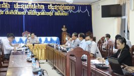 ໃນຕອນເຊົ້າຂອງວັນທີ 13 ພຶດສະພາ 2022 ຢູ່ສະພາປະຊາຊົນແຂວງບໍລິຄໍາໄຊ ໄດ້ຈັດກອງປະຊຸມປະກອບຄໍາຄິດ-ຄໍາເຫັນ ຕໍ່ຮ່າງກົດໝາຍ ວ່າດ້ວຍ ການປັບປຸງບາງມາດຕາຂອງກົດໝາຍວ່າດ້ວຍນໍ້າ ແລະ ຊັບພະຍາກອນນໍ້າ, ກົດໝາຍວ່າດ້ວຍການຄຸ້ມຄອງເງິນຕາຕ່າງປະເທດ ແລະ ຮ່າງກົດໝາຍວ່າດ້ວຍການສົ່ງເສີມຈຸນລະວິສາຫະກິດ, ວິສາຫະກິດຂະໜາດນ້ອຍ ແລະ ກາງ ໂດຍການເປັນປະທານ ຂອງ ທ່ານ [&hellip;]
