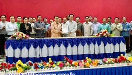 ພິທີລົງນາມເຊັນບົດບັນທຶກເຂດແດນເຊື່ອມຕໍ່ ລະຫວ່າງ ແຂວງ ບໍລິຄຳໄຊ ແລະ ແຂວງ ໄຊສົມບູນ ໄດ້ຈັດຂື້ນໃນຕອນບ່າຍຂອງວັນທີ 16 ພຶດສະພາ 2022 ຢູ່ທີ່ຫ້ອງປະຊຸມ ຫ້ອງວ່າການເມືອງ ທ່າພະບາດ ແຂວງບໍລິຄຳໄຊ, ລົງນາມຝ່າຍແຂວງ ບໍລິຄຳໄຊ ໂດຍທ່ານ ກອງແກ້ວ ໄຊສົງຄາມ [&hellip;]