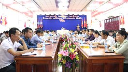 ໃນຕອນເຊົ້າຂອງວັນທີ 20 ກໍລະກົດ 2022 ຢູ່ຫ້ອງປະຊຸມຫ້ອງວ່າການເມືອງຄໍາເກີດ ແຂວງບໍລີຄຳໄຊ ໄດ້ຈັດກອງປະຊຸມເຊື່ອມຊຶມມະຕິ ເລກທີ 04 ໃຫ້ກັບຂົງເຂດເສດຖະກິດຂອງເມືອງຄໍາເກີດ ໂດຍການເປັນປະທານຂອງທ່ານ ວິໄລ ສີສະມຸດ ຮອງເລຂາພັກເມືອງ ປະທານກວດກາພັກ-ລັດເມືອງ, ມີຄະນະປະຈຳ-ກຳມະການພັກເມືອງ ບັນດາຫົວຫນ້າຫ້ອງການຂົງເຂດເສດຖະກິດ ພ້ອມດ້ວຍພະນັກງານວິຊາການ ເຂົ້າຮ່ວມ. ໃນກອງປະຊຸມ [&hellip;]
