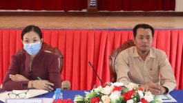 ຕອນເຊົ້າຂອງວັນທີ 19 ກໍລະກົດ 2022 ຢູ່ສະໂມສອນຫ້ອງວ່າການເມືອງໄຊຈຳພອນ ແຂວງບໍລິຄຳໄຊ ໄດ້ຈັດກອງປະຊຸມປະຈຳປີ ເພື່ອລາຍງານຄວາມຄືບໜ້າ ແລະ ແຜນການຈັດຕັ້ງປະຕິບັດ ກິດຈະກຳໂຄງການໃນຕໍ່ໜ້າ ໂດຍການເຂົ້າຮ່ວມເປັນປະທານຂອງທ່ານ ກອງສີ ໄຊຍະວົງ ຮອງເຈົ້າເມືອງໄຊຈຳພອນ ແລະ ທ່ານ ດຣ. ນາງ ດວງຕາ [&hellip;]