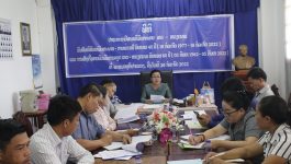 ໃນຕອນເຊົ້າຂອງວັນທີ 26 ກໍລະກົດ 2022 ຢູ່ຫ້ອງປະຊຸມພະແນກຍຸຕິທໍາ ແຂວງ ບໍລິຄຳໄຊ ໄດ້ຈັດກອງປະຊຸມເຊື່ອມຊືມເຜີຍແຜ່ເອກະສານສຳຄັນຕ່າງໆຂອງຂັ້ນເທີງ ໃຫ້ພະນັກງານພາຍໃນພະແນກ ໂດຍເປັນກຽດເຂົ້າຮ່ວມເປັນປະທານຂອງ ທ່ານ ນາງ ວັນນາ ປະເສີດກຸນ ຫົວໜ້າພະແນກຍຸຕິທຳແຂວງ, ມີພະນັກງານ-ລັດຖະກອນພາຍໃນ ເຂົ້າຮ່ວມ. ທ່ານຫົວໜ້າພະແນກຍຸຕິທໍາແຂວງ ໄດ້ຍົກໃຫ້ເຫັນເນື້ອໃນບັນດາເອກະສານ ຄື: [&hellip;]
