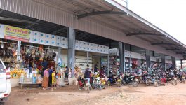 ຕະຫຼາດ ວີ ເອັນ ແອວ ( VNL ) ປາກຊັນ ຕັ້ງຢູ່ໃຈກາງເທດສະບານເມືອງປາກຊັນ ແຂວງບໍລິຄຳໄຊ ເປັນຈຸດທີ່ໃຫ້ການບໍລິການຈຳໜ່າຍເຄື່ອງອຸປະໂພກ – ບໍລິໂພກ, ຜະລິດຕະພັນກະສິກຳ, ອຸດສະຫະກຳ, ເຄື່ອງຈັກສານ, ຜະລິດຕະພັນສືມືຂອງຄົນທ້ອງຖິ່ນ, ຊື້ – ຂາຍວັດຖຸມີຄ່າ, [&hellip;]