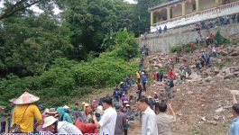 ໃນວັນທີ 8 ກໍລະກົດ 2022 ທ່ານ ຄໍາແຫວນ ປັນຍານຸວົງ ຮອງເຈົ້າແຂວງບໍລິຄໍາໄຊ ໄດ້ສົມທົບກັບການນໍາຂອງເມືອງ ທ່າພະບາດ ລົງຕິດຕາມເບິ່ງການກໍ່ສ້າງຕ້ານຕະຝັ່ງເຈື່ອນ ຢູ່ແຄມແມ່ນໍາຂອງ ເຂດວັດທ່າໂພນສັນ ເມືອງທ່າພະບາດ ໂດຍມີ ບັນດາຄະນະຮັບຜິດຊອບ-ຊີ້ນໍາຂອງເມືອງ ບັນດາພະນັກງານຫຼັກແຫຼ່ງທີ່ໄດ້ຮັບການແຕ່ງຕັ້ງຈາກຫ້ອງການ, ກົມກອງ, ອົງການຈັດຕັ້ງດ້ານຕ່າງໆ ຕະຫຼອດຮອດພໍ່ແມ່ປະຊາຊົນບັນດາເຜົ່າຊາວເມືອງທ່າພະບາດ [&hellip;]