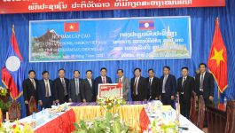 ໃນວັນທີ 29 ກໍລະກົດ 2022 ຢູ່ຫ້ອງປະຊຸມຫ້ອງວ່າການແຂວງ ໄດ້ຈັດກອງປະຊຸມຄະນະຜູ້ແທນຂັ້ນສູງ ລະຫວ່າງແຂວງບໍລິຄຳໄຊ ແລະ ແຂວງເລີ່ມດົ່ງຂື້ນ ແຂວງບໍລິຄຳໄຊມີ ທ່ານ ປອ ປອ ສຸວັນນີ ໄຊຊະນະ ຮອງເລຂາພັກແຂວງ, ປະທານສະພາປະຊາຊົນແຂວງ ປະທານຄະນະສະມາຊິກສະພາແຫ່ງຊາດ ປະຈໍາເຂດເລືອກຕັ້ງທີ 11 [&hellip;]