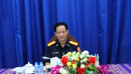 ໃນວັນທີ 11 ສິງຫາ 2022 ຢູ່ຫ້ອງປະຊຸມຫ້ອງວ່າການແຂວງບໍລິຄຳໄຊ ທ່ານ ໄຊຄໍາ ອຸ່ນມີໄຊ ຮອງປະທານຄະນະກວດກາສູນກາງພັກ, ຮອງປະທານອົງການກວດກາແຫ່ງລັດ, ຮອງຫົວໜ້າອົງການຕ້ານການສໍ້ລາດບັງຫຼວງຂັ້ນສູງກາງ ພ້ອມຄະນະ ໄດ້ລົງມາຕິດຕາມຊຸກຍູ້ວຽກງານກວດກາຢູ່ແຂວງບໍລິຄຳໄຊ, ໂດຍມີຄະນະກວດກາພັກແຂວງ ພ້ອມດ້ວຍພະນັກງານ – ລັດຖະກອນ ພາຍໃນຄະນະກວດກາພັກ, ອົງການກວດກາລັດ ແລະ [&hellip;]