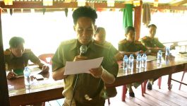 ພິທີເປີດການສ້າງຄອບຄົວ ແລະ ບ້ານປ້ອງກັນຄວາມສະຫງົບດີ ບ້ານນາສະຫວັນ ເມືອງປາກຊັນ ແຂວງບໍລິຄຳໄຊ ໄດ້ຈັດຂຶ້ນໃນວັນທີ 18 ສິງຫາ 2022 ຢູ່ອາຣາມວັດຂອງບ້ານ ໂດຍການເປັນປະທານຂອງ ທ່ານ ມະນີວົງ ຈັນທະວົງສາ ຄະນະປະຈໍາພັກເມືອງ ປະທານແນວລາວສ້າງຊາດເມືອງ, ມີຄະນະຮັບຜິດຊອບ, ອໍານາດການປົກຄອງບ້ານ-ນາຍບ້ານ, ກຳລັງປ້ອງກັນຄວາມສະຫງົບບ້ານ [&hellip;]