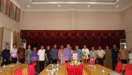 ກອງປະຊຸມກ່ຽວກັບການເກັບຄ່າບໍລິການຂົນສົ່ງທາງເຮືອບັກ, ເຮືອໂດຍສານ, ພາຫະນະເຂົ້າ – ອອກດ່ານສາກົນປາກຊັນ – ບຶງການ ໄດ້ຈັດຂຶ້ນໃນວັນທີ 31 ສິງຫາ 2022 ຢູ່ໂຮງແຮມດອກຈໍາປາ ເມືອງປາກຊັນ, ຝ່າຍແຂວງບໍລິຄຳໄຊ ນຳໂດຍ ທ່ານ ສົມໃຈ ແກ້ວສຸວັນ ຮອງຫົວໜ້າຫ້ອງວ່າການແຂວງບໍລິຄໍາໄຊ ສປປ [&hellip;]