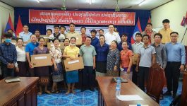 ໃນຕອນເຊົ້າຂອງວັນທີ 3 ຕຸລາ 2022 ທີມງານສະມາຄົມການເງິນຈຸລະພາກລາວ ສົມທົບກັບທິມງານສະຫະພັນແມ່ຍິງເມືອງ ໄດ້ຈັດຝຶກອົບຮົມສ້າງຄວາມເຂັ້ມແຂງໃຫ້ແກ່ຄະນະກອງທຶນສິນເຊື້ອບ້ານ ( ກສບ ) ຂອງແຜນງານລາວ/030 ຢູ່ຫ້ອງປະຊຸມເບີ 3 ຂອງຫ້ອງວ່າການເມືອງບໍລິຄັນ ພາຍໃຕ້ຫົວຂໍ້: ຄວາມຮູ້ພື້ນຖານທາງດ້ານການເງິນ, ການຂຽນແຜນທຸລະກິດຂະໜາດຄອບຄົວ, ທົບທວນຄືນການບັນທຶກບັນຊີ ( ກສບ [&hellip;]