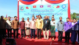 ເພື່ອເປັນການຮັກສາ ແລະ ເສີມຂະຫຍາຍຮີດຄອງປະເພນີ ທີ່ມີມາແຕ່ບູຮານນະການ, ບຸນຊ່ວງເຮືອປະເພນີອອກພັນສາປະວໍລະນາ ປະຈຳປີ ພສ 2565 ທີ່ເມືອງປາກຊັນ ໄດ້ຈັດຂື້ນໃນວັນທີ 9 ຕຸລາ 2022 ເປັນກຽດເຂົ້າຮ່ວມໂດຍທ່ານ ບົວສອນ ບຸບຜາວັນ ອະດີດນາຍົກລັດຖະມົນຕີແຫ່ງ ສປປ ລາວ, ທ່ານ [&hellip;]