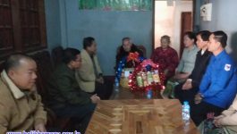 ໃນວັນທີ 25 ທັນວາ 2022 ນີ້ ທ່ານ ວັນວິໄລ ແດນພູຫຼວງ ຮອງເລຂາຄະນະບໍລິຫານງານພັກແຂວງບໍລິຄໍາໄຊ ພ້ອມດ້ວຍອົງການຈັດຕັ້ງພາຄີ ແນວລາວສ້າງຊາດແຂວງ, ສະຫະພັນແມ່ຍິງແຂວງ, ສະຫະພັນກຳມະບານແຂວງ ແລະ ຊາວໜູ່ມແຂວງ ໄດ້ນຳເອົາກະຕ່າຂອງຂັວນ ເຂົ້່າອວຍພອນພະນັກງານຜູ້ຊົງຄຸນວຸດທິ, ເຈົ້າກົກເຈົ້າດຫຼົ່າຢູ່ເມືອງ ຄຳເກີດ ເນື່ອງໃນໂອກາດວັນສົ່ງທ້າຍປີເກົ່າຕ້ອນຮັບປີຂອງໃໝ່ຊົນເຜົ່າມົ້ງ [&hellip;]