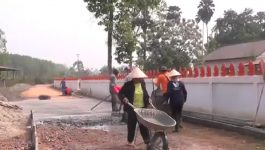 ບ້ານທ່າບົກ ເມືອງທ່າພະບາດ ສ້າງທາງຮ່ອມດ້ວຍເບຼຕົງເສີມເຫຼັກ