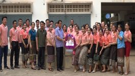 ສິດເກົ່າໂຮງຮຽນ ມໍປາຍ ປາກງຽບ ຮຸ່ນທີ 9 ມອບເຄື່ອງໃຊ້ໄຟຟ້າໃຫ້ກັບໂຮງຮຽນ ເພື່ອນໍາໃຊ້ເຂົ້າໃນວຽກງານການສຶກສາ