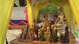 ບັນຍາກາດມື້ທີ1ຂອງການຫຼີ້ນບຸນກຸດສົງການຫຼືບຸນປີໃໝ່ລາວຢູ່ເທດສະບານເມືອງ ປາກຊັນ ແຂວງ ບໍລິຄຳໄຊ