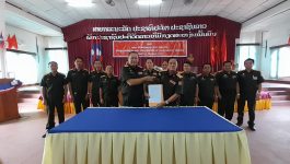 ມອບ-ຮັບ ໜ່ວຍງານ 305 ລະຫວ່າງ ຫ້ອງການບໍລິຫານ ແລະ ຫ້ອງເສນາທິການ ທະຫານແຂວງບໍລິຄຳໄຊ