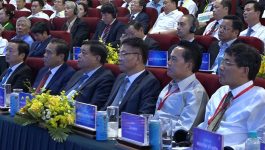 ການນຳແຂວງບໍລິຄຳໄຊ ເຂົ້າຮ່ວມປະຊຸມປະກາດແຜນແມ່ບົດຂອງແຂວງ ແລະ ຊຸກຍູ້ສົ່ງເສີມການລົງທຶນເຂົ້າໃນແຂວງຮ່າຕິ້ງ
