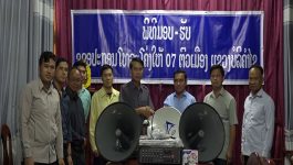 ພະແນກ ຖວທ ແຂວງ ບໍລິຄໍາໄຊ ມອບໂທລະໂຄ່ງໃຫ້ 2 ເມືອງພູດ່ອຍຂອງແຂວງ