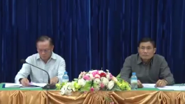 ພະນັກງານ-ລັດຖະກອນພະແນກ ແຮງງານ ແລະ ສະຫວັດການ-ສັງຄົມແຂວງ ເຊື່ອມຊຶມເອກະສານທີ່ສຳຄັນ
