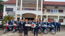 ພາກສ່ວນຕ່າງໆ ພາຍໃນແຂວງມອບອຸປະກອນຮັບໃຊ້ໃຫ້ກັບສະພາປະຊາຊົນແຂວງເພື່ອນຳໃຊ້ເຂົ້າໃນການຈັດຕັ້ງປະຕິບັດວຽກງານ