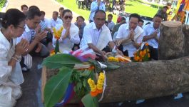 ພິທີອັງເຊີນ ຕົ້ນຄູນມຸງຄຸນ ມາເປັນຫຼັກເມືອງຂອງແຂວງບໍລິຄຳໄຊ